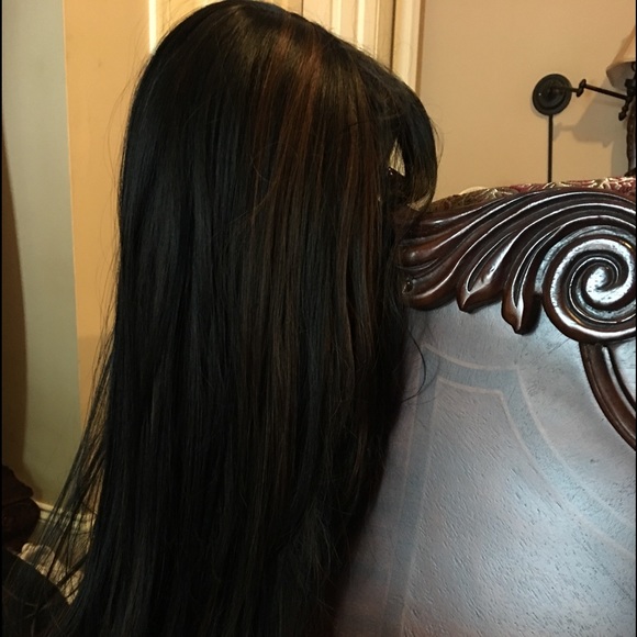 Black wig with chestnut streaks - Picture 3 of 8